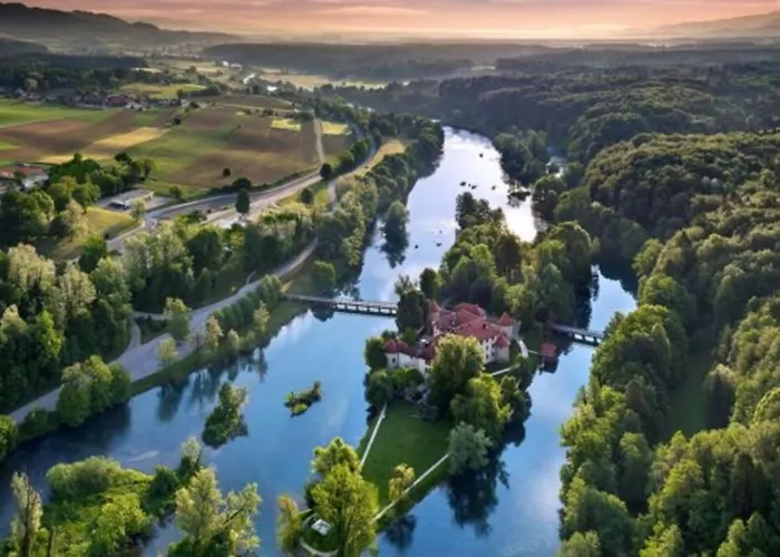 Hut At The Forest Male Brusnice